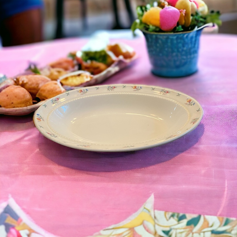 Vintage Harmony House Monticello Oval Vegetable Serving Bowl Hall China